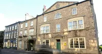 Orchard Club Hotels in Wetherby