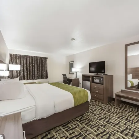 Quality Inn & Suites Omaha Chalco