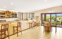 Nightingale Villas فنادق في Broke