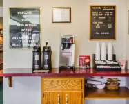 Econo Lodge Các khách sạn ở West Beaver Township