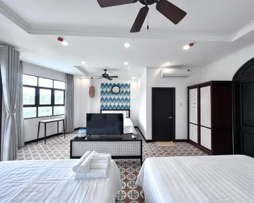 Wanderlust Hotel Hotels near Fairy Spring
