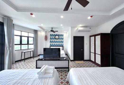 3. 원더러스트 호텔..