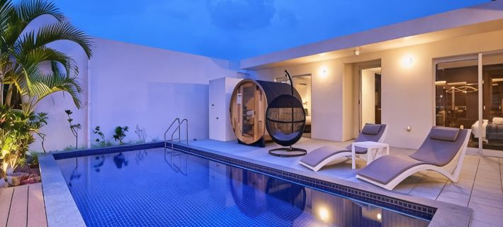 The Pool & Sauna Villa Motobu Hotels in Motobu
