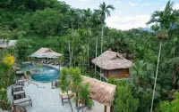 Asia Tropical Resort - С бассейном