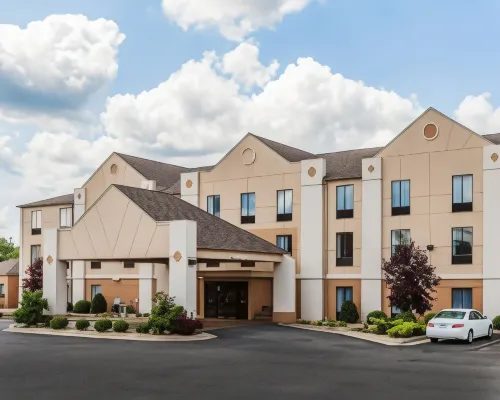 Comfort Inn Hotels in Sullivan