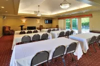 University Park Inn & Suites Hotels in Davis