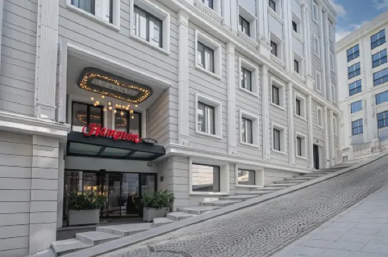 Hampton by Hilton Istanbul Sirkeci Отели рядом с достопримечательностью «Гранд базар»