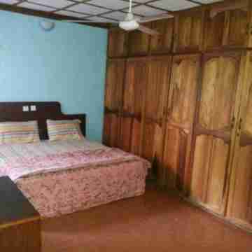 Garentiti Apartment - Silver Room in Asaba, Nigeria Rooms