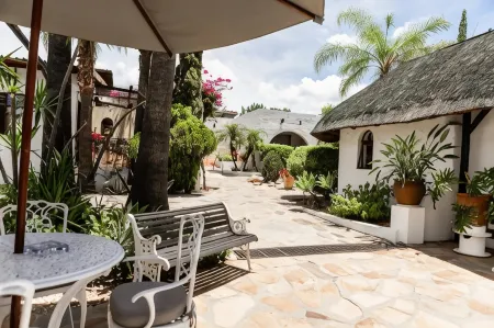 Casa Blanca Boutique Hotel Pension Отели в г. Виндхук