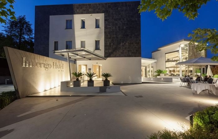 Inverigo Hotel