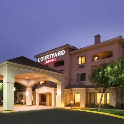 Courtyard Salinas Monterey