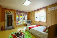 Gwangyang Rodem Pension Hotels near Jinsang-Yeog