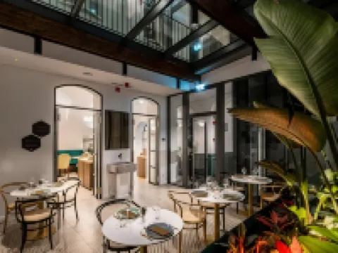 Hotel Heritage