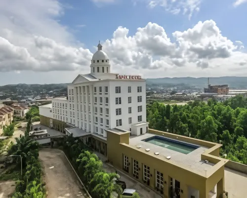 Same Hotel Kendari Hotéis em Kendari City