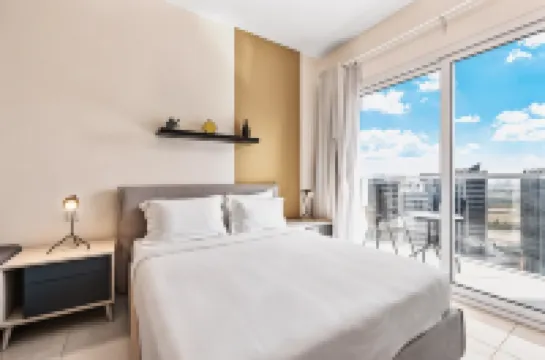 Unlock Metropolis Business Bay