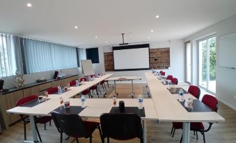 Logis Domaine de Peyrolade