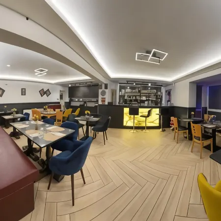 The Gatwick White House Hotel