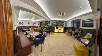 The Gatwick White House Hotel - breakfast