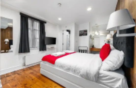 The Whitechapel Hotels near Whitechapel