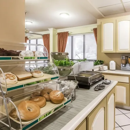 Quality Inn at the Mall - Valdosta