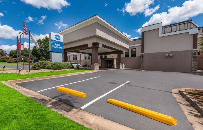Best Western Albemarle Inn