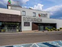 Hotel Scout - parking