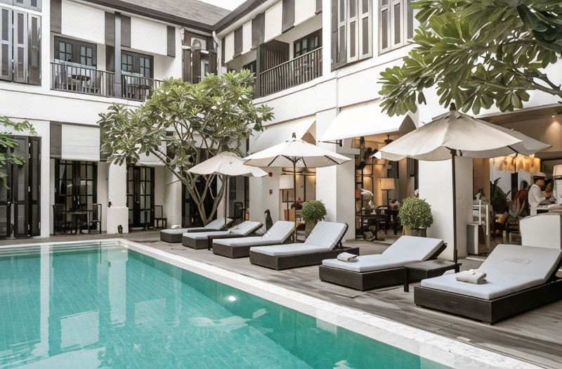 99 the Heritage Hotel
