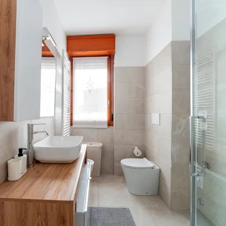 The Right House, Modern and Spacious Three-room Apartment Near Policlinico Monza