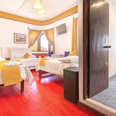 Hotel Campanario