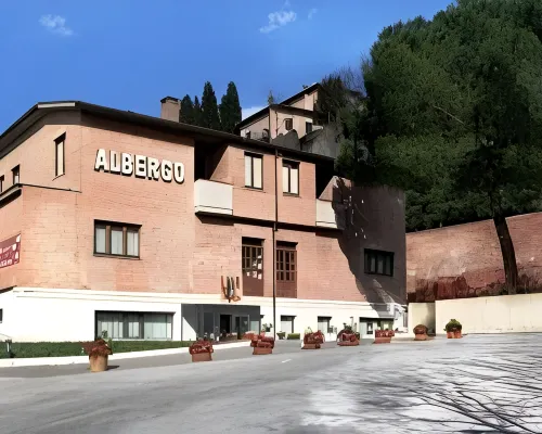 Hotel I Platani Hotels in Monteriggioni