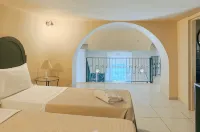 Palazzo Russo Suite & Apartments