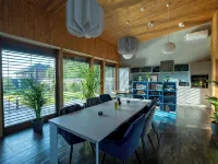 Amazing 3 bedroom villa with outdoor pool next to Budapest Hotéis em Godolloi