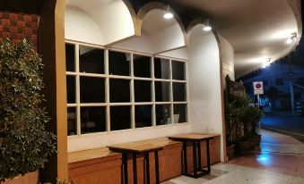 Supak Hotel