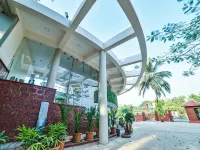Ocean White Sands Resort & Spa Hotels in Varca