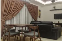 Palm Armada Residence. Free Parking and Netflix - 4-Star