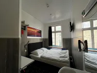 Budget Trianon Hotel