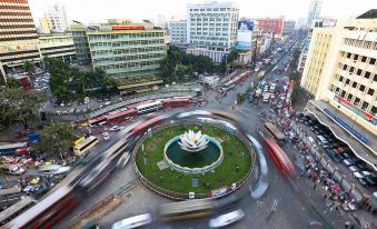 Hotel Victory - Best in City Center