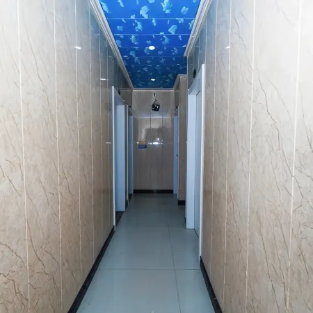 Yunxuan Business Hotel