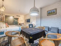 Mehood Hotel (Xunyang) Hotels in Xunyang