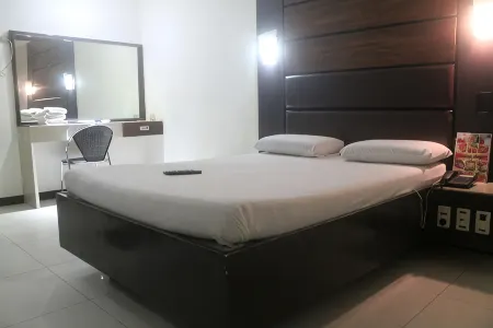 Halina Drive Inn Hotel - Pasay