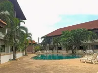 President Hotel Udonthani - piscina