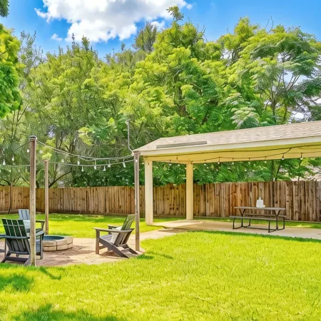 Modern Cottage Close to Downtown