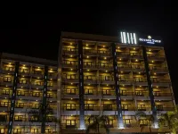 Hilton Arlington Hotels near Abner Cloud House