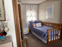 Right On The Water - Homestays