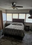 Charming Cabin on Private Pond – 2 Miles from Lake Rathbun, Southern Iowa - 3 étoiles
