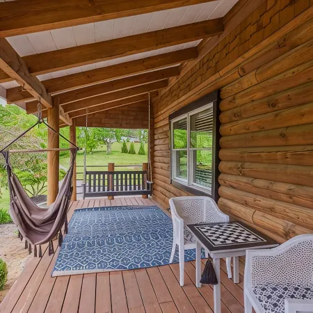 Relaxing family friendly cabin that lets you escape and enjoy nature