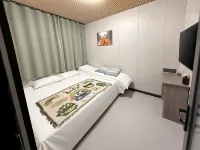 3 Plus 2 Homestay (Rizhao Seaside Forest Park) - balcon