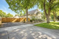 Heritage Heights - Luxe Historic Home Near Downtown & Pioneer Park - EV Charger - Boutique