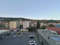 Calypso Holiday Home, cozy apartment in Station area for 5 Terre - 2 stelle