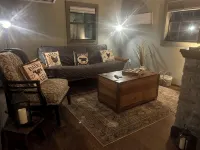 Feisty Ranch Farm Retreat - Private and charming 2-bedroom on 15 acres - 2성급